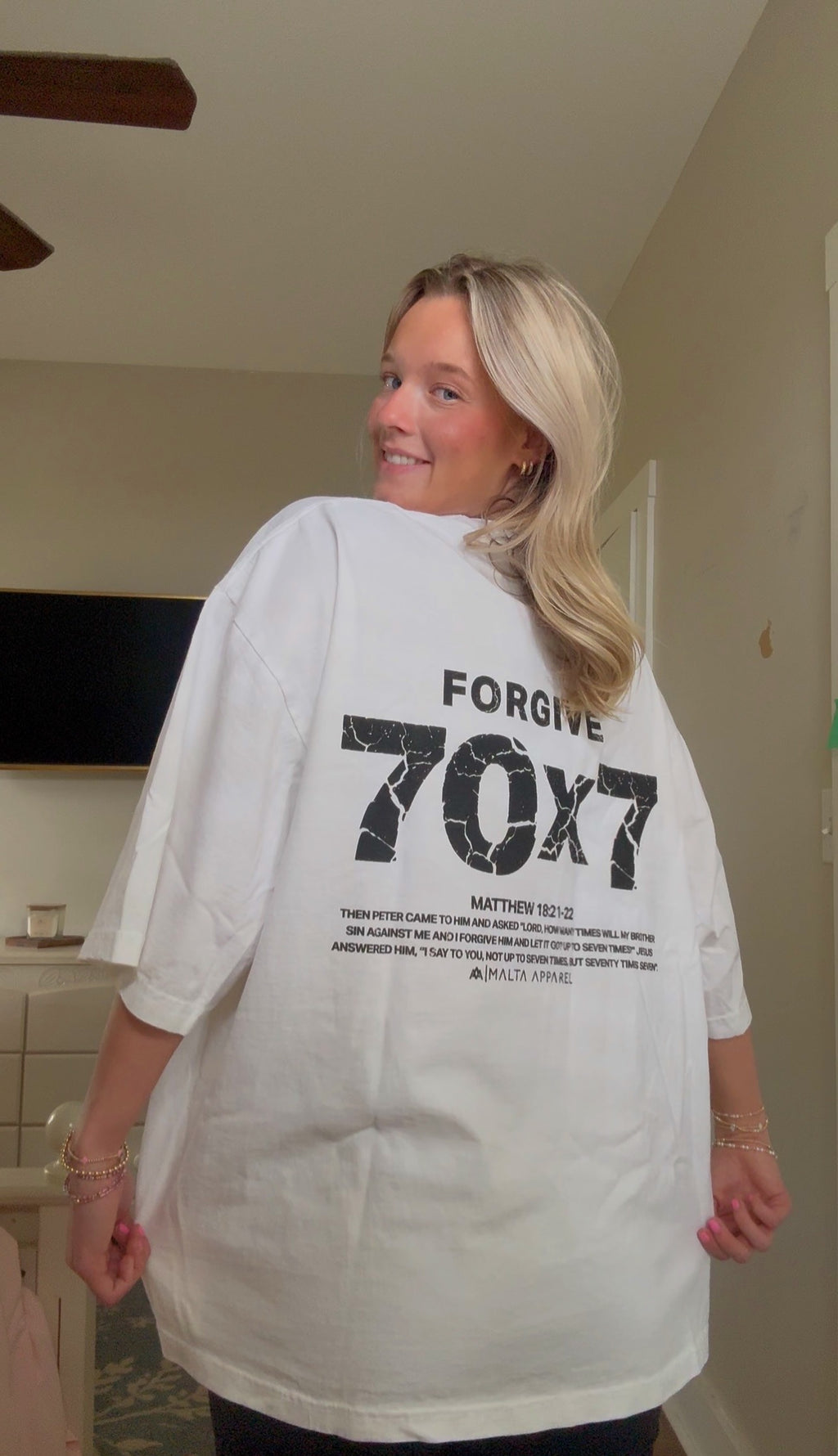 70x7 Super Oversized Tee